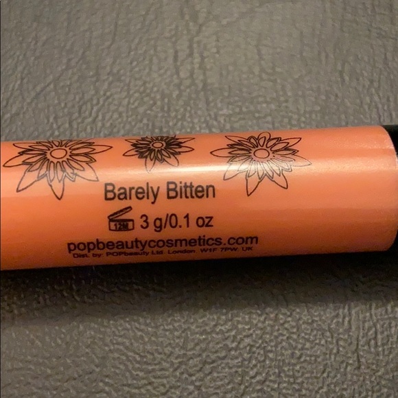 NEW: POP Pouty Lip Crayon - Barely Bitten - Picture 5 of 6